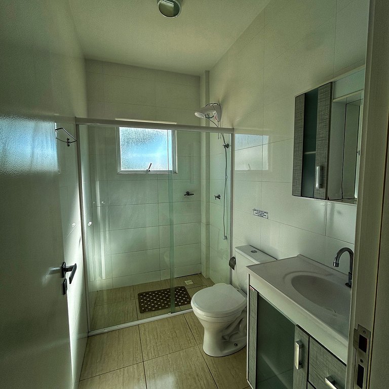 Seu Refúgio em Bombinhas: Churrasco com Vista