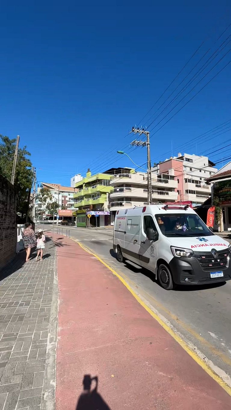 Seu Refúgio em Bombinhas: Churrasco com Vista