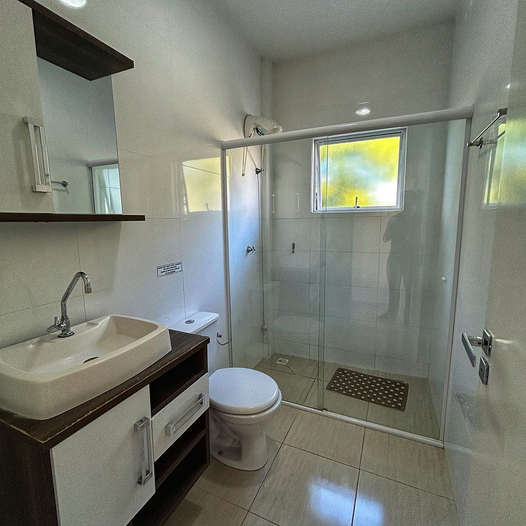 Seu Refúgio em Bombinhas: Churrasco com Vista