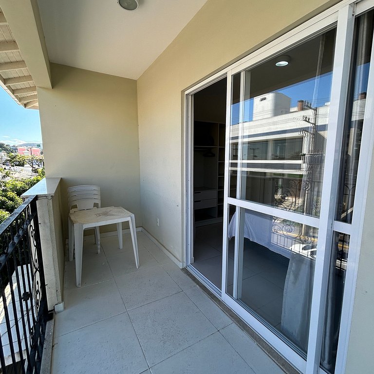 Seu Refúgio em Bombinhas: Churrasco com Vista