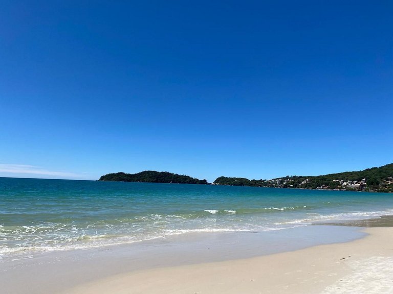 Seu Refúgio em Bombinhas: Churrasco com Vista